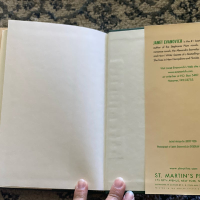 Plum Lucky (First Edition)