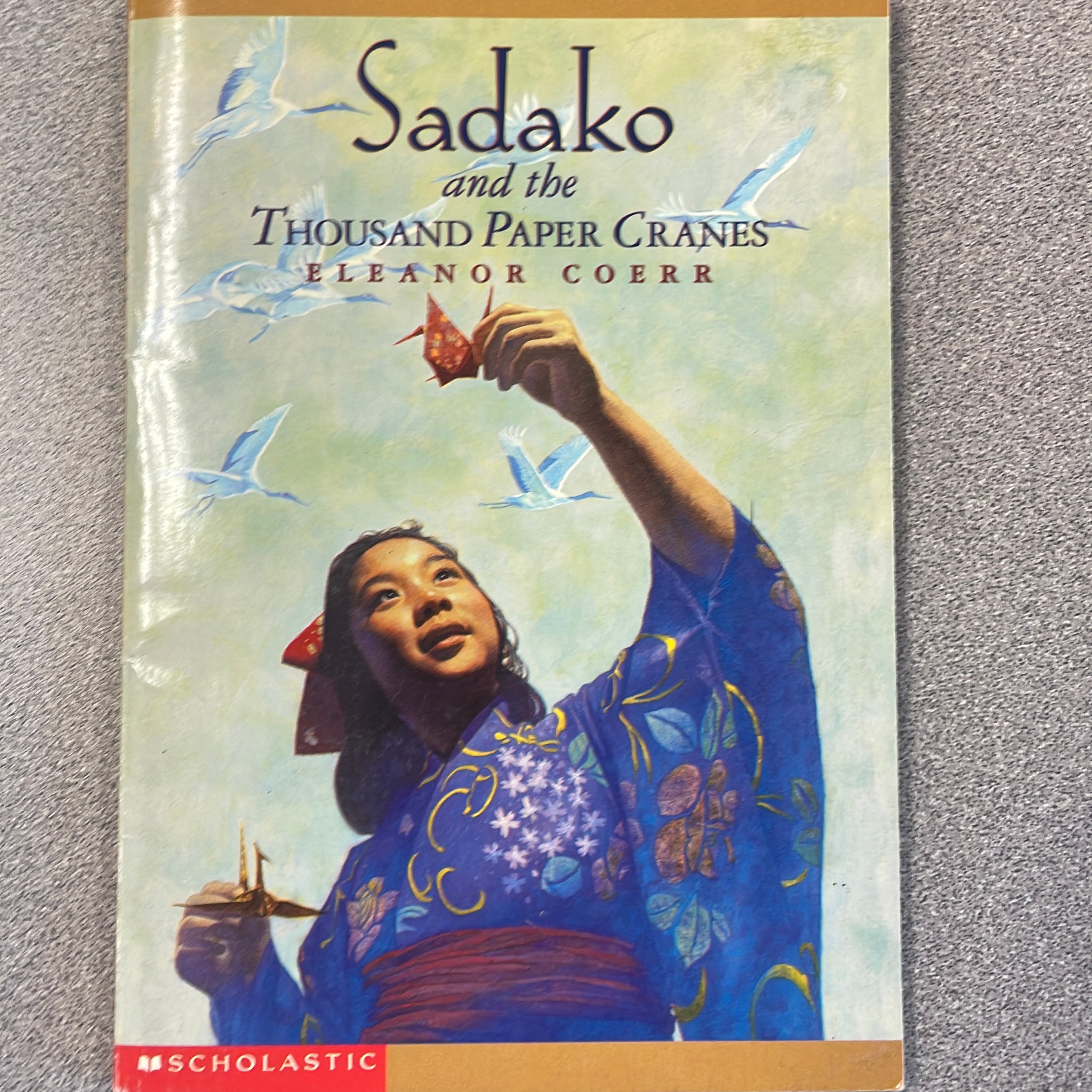 Sadako and the Thousand Paper Cranes (Puffin Modern Classics)