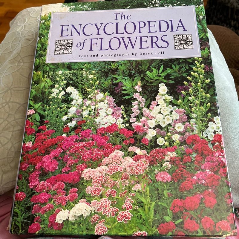 Encyclopedia of Flowers