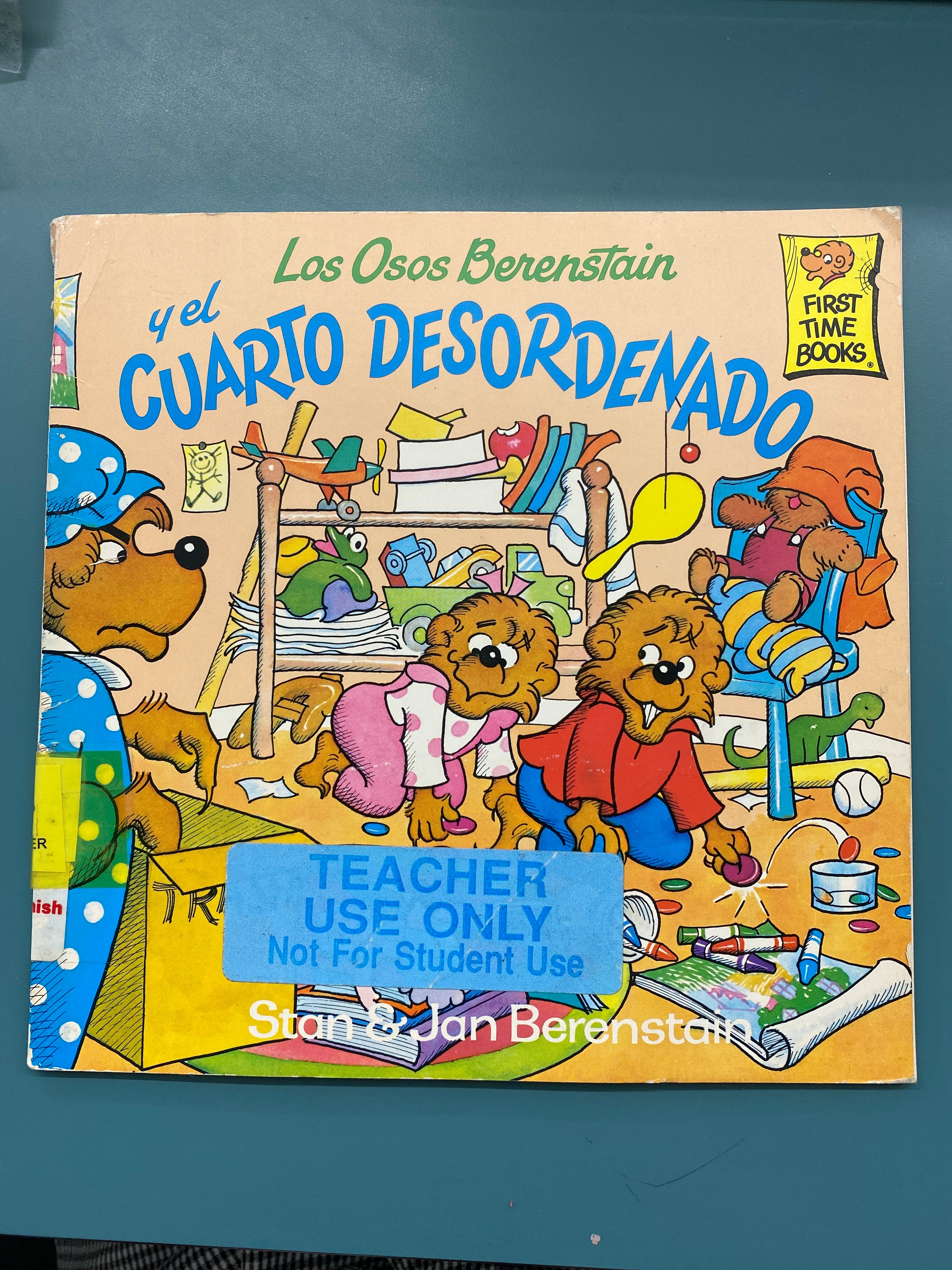 Los Osos Berenstain y el Cuarto Desordenado