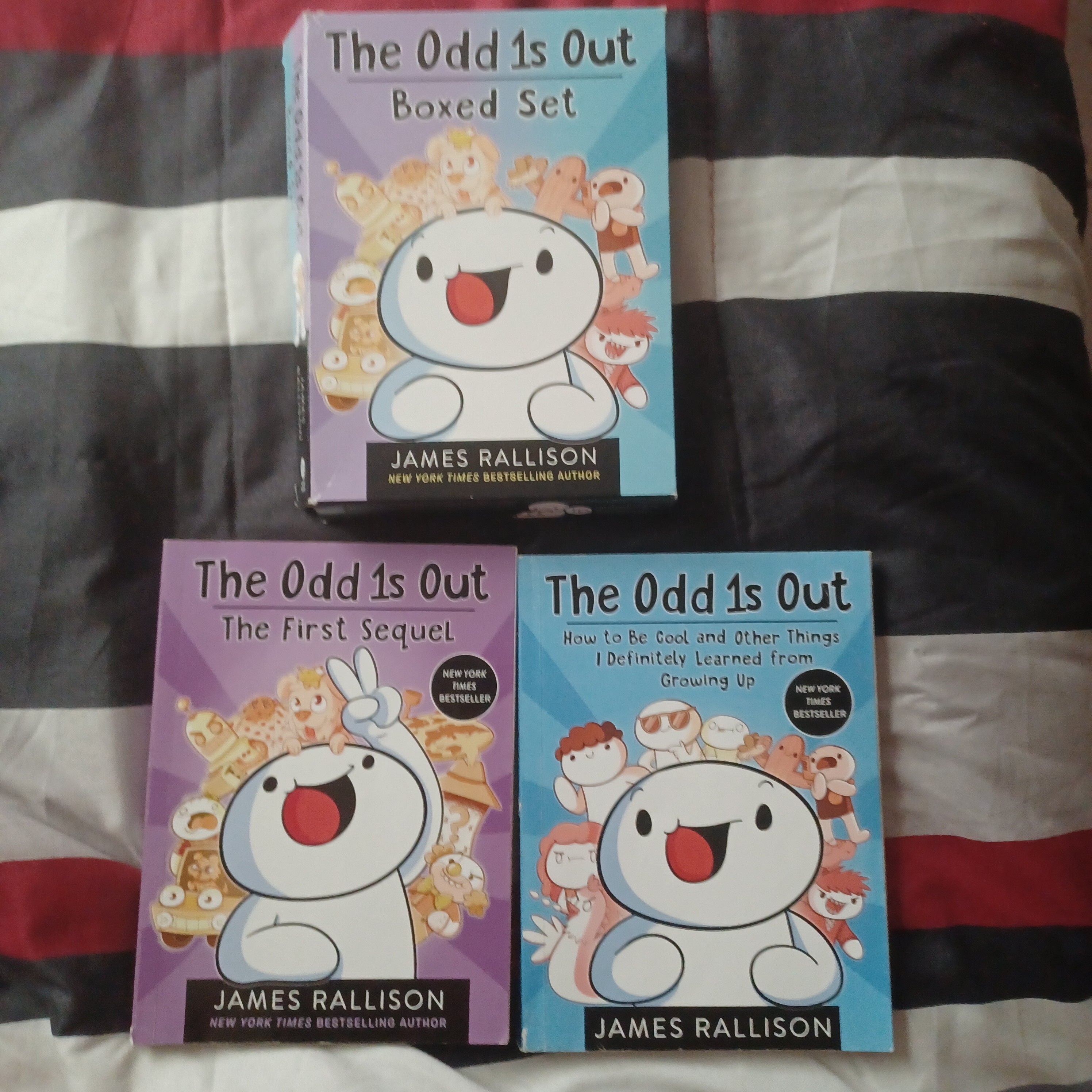 The Odd 1s Out: Boxed Set