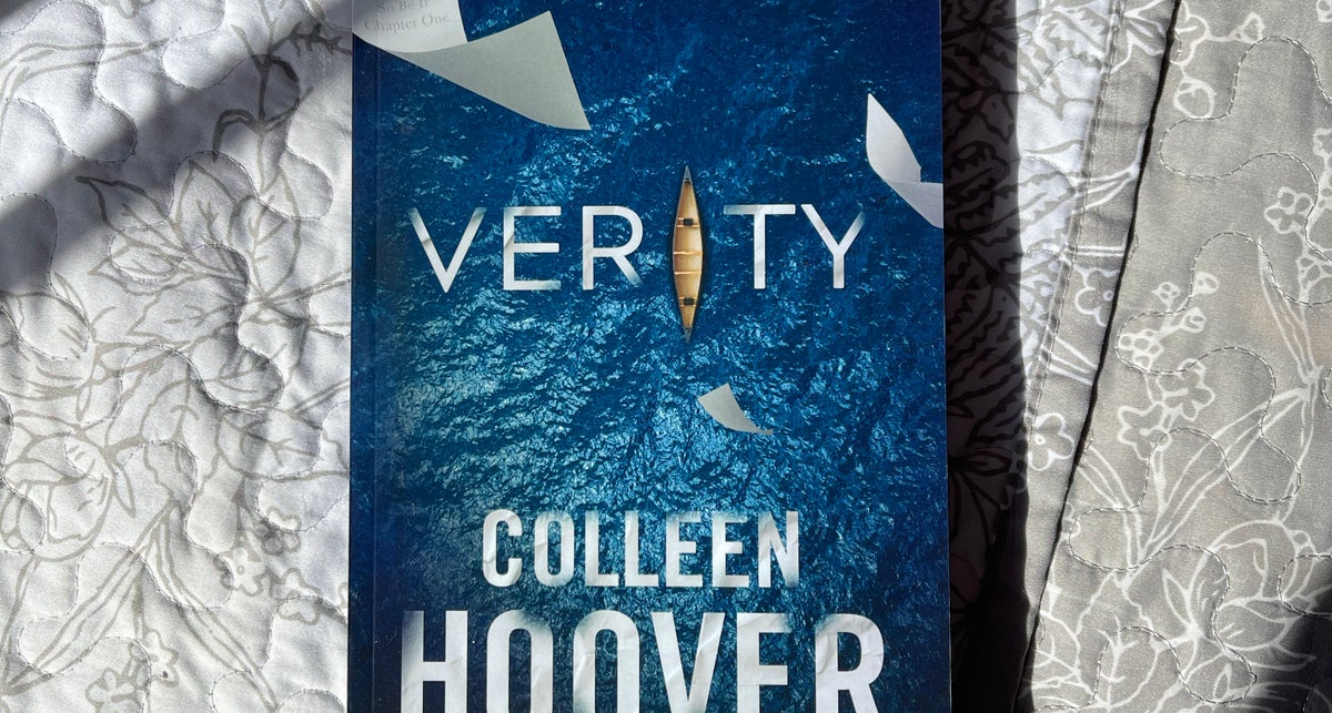 Colleen Hoover - These French copies of Verity 😍 I'm about to give them  away in CoHorts. Join my fb group at the link in my bio or visit  linktr.ee/Colleenhoover
