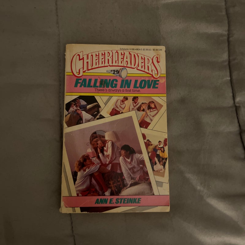 Cheerleaders Falling in love