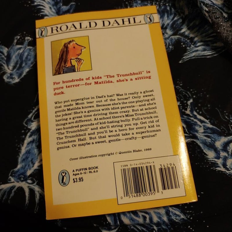 Matilda by Roald Dahl, Paperback