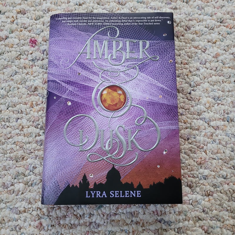 Amber and Dusk (owlcrate)