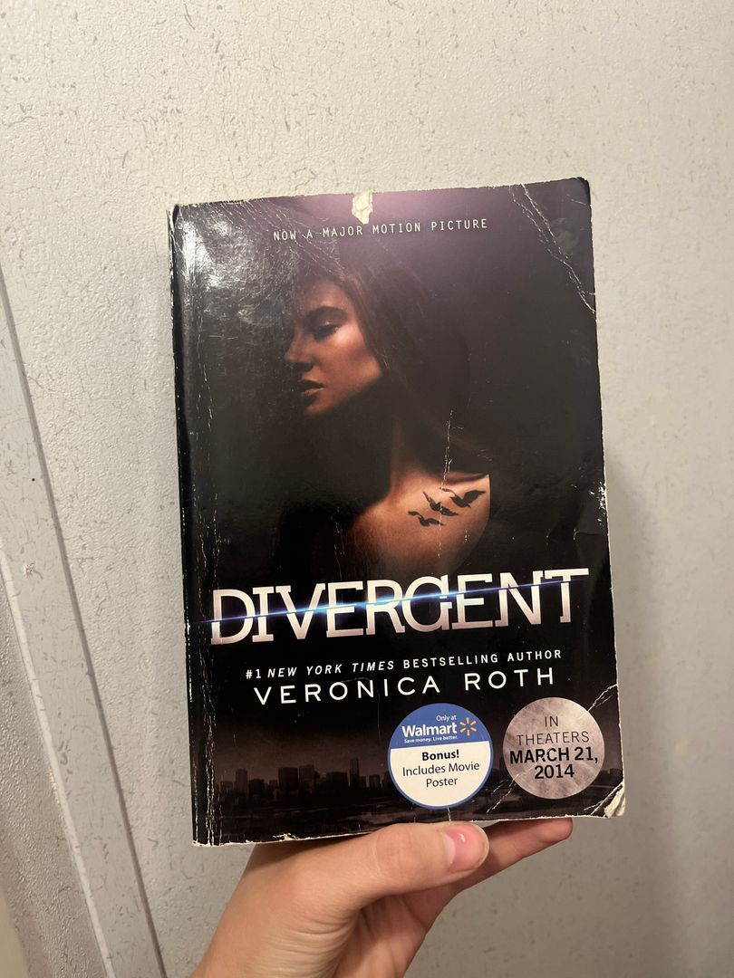 Divergent 