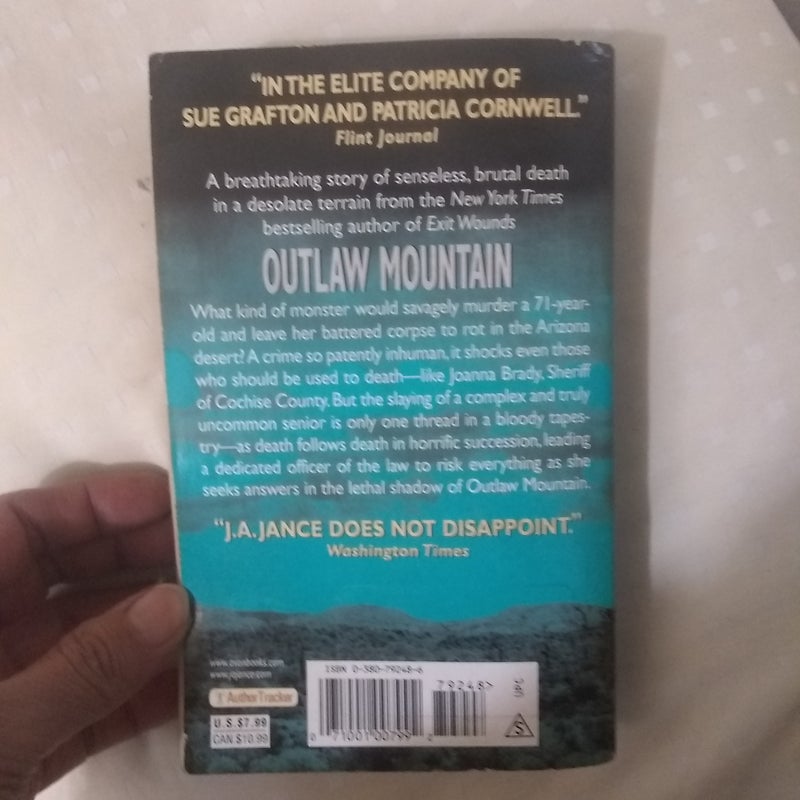 Outlaw Mountain: