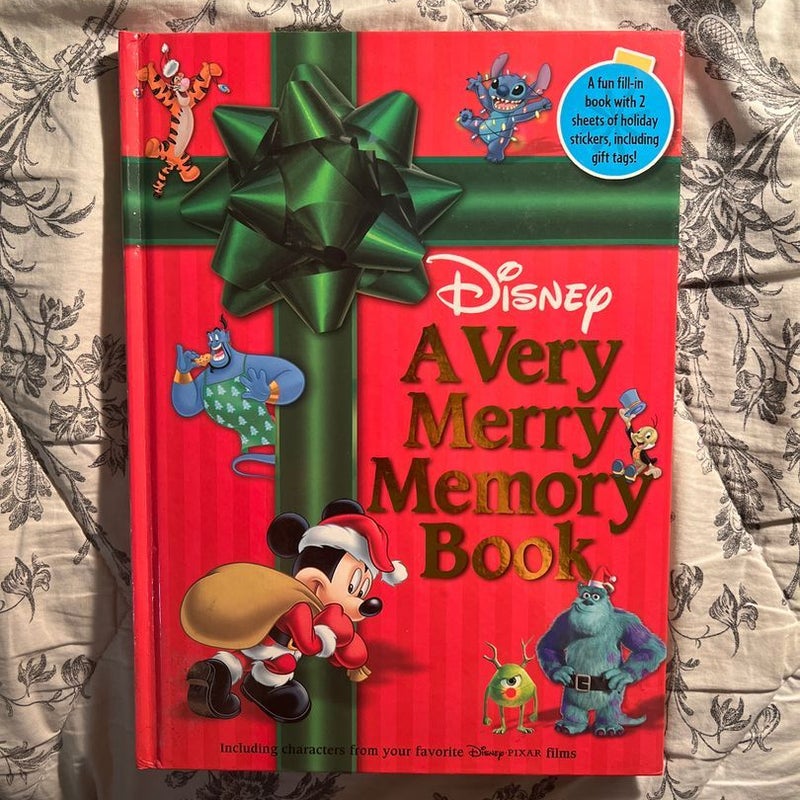Disney a Very Merry Memory Book by Disney Books, Hardcover Pangobooks