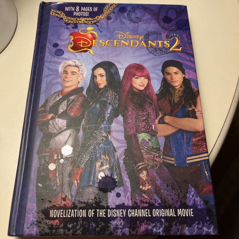 Descendants 2 Junior Novel by Eric Geron, Hardcover