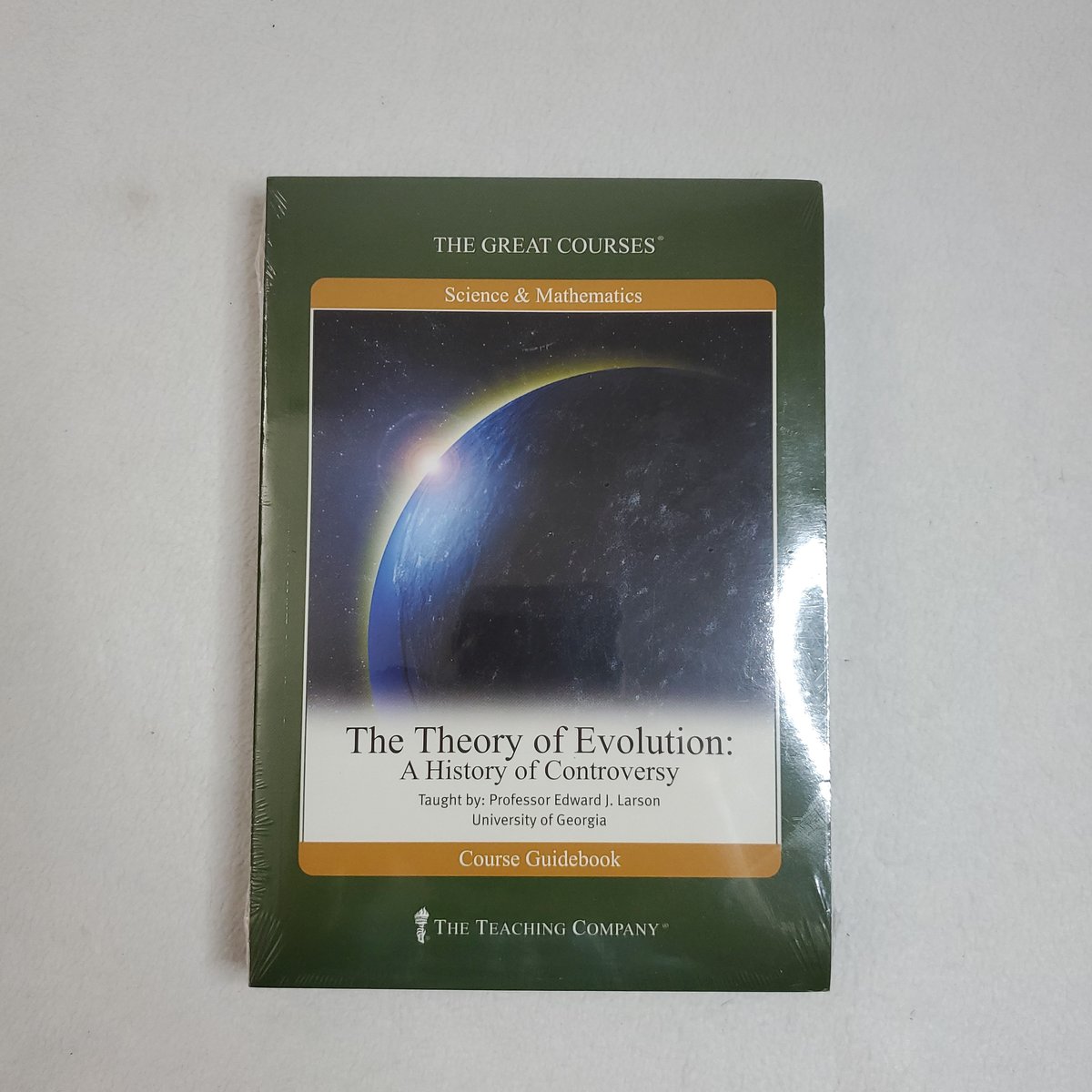 The Theory of Evolution by Edward J. Larson
