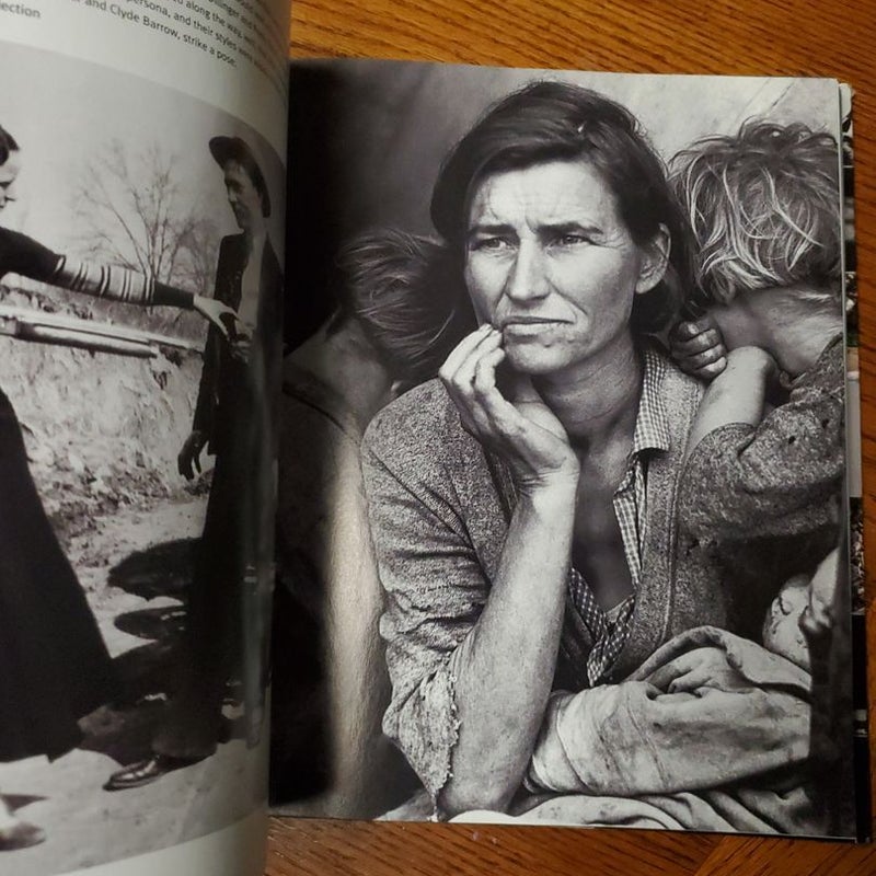 100 Photographs That Changed the World by Life Magazine Editors