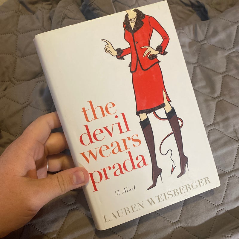 The devil wears prada lauren weisberger hotsell