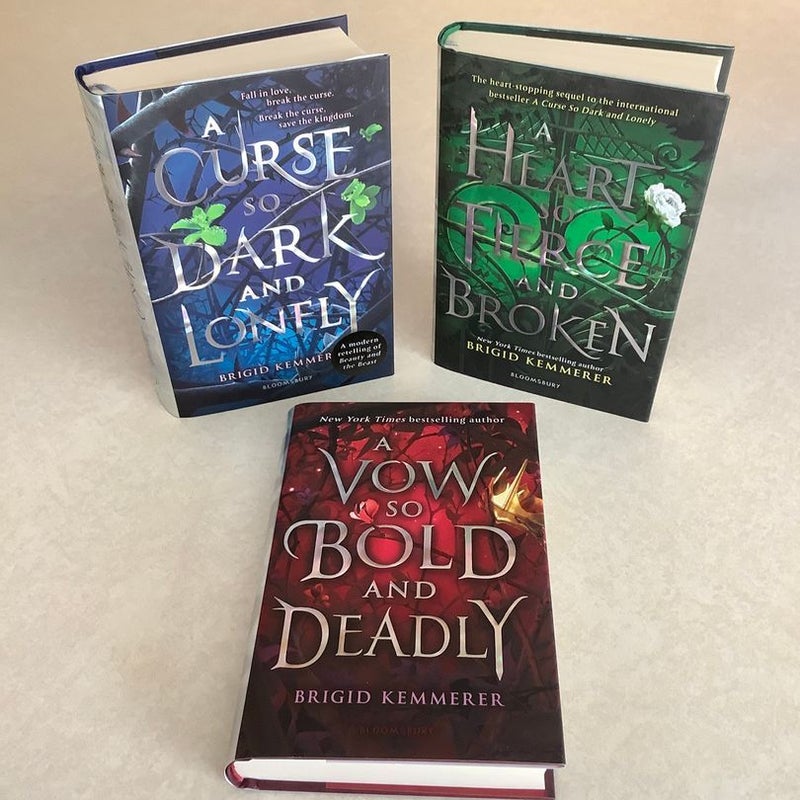 A Curse So Dark and Lonely trilogy (Fairyloot Editions)