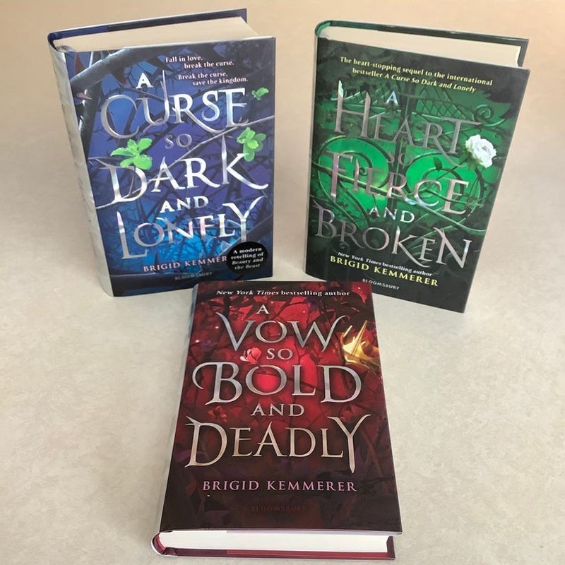 A Curse So Dark and Lonely trilogy (Fairyloot Editions)