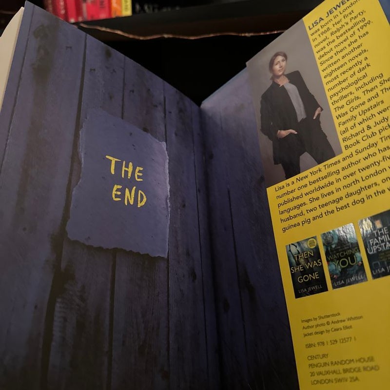 The Night She Disappeared *UK EDITION*