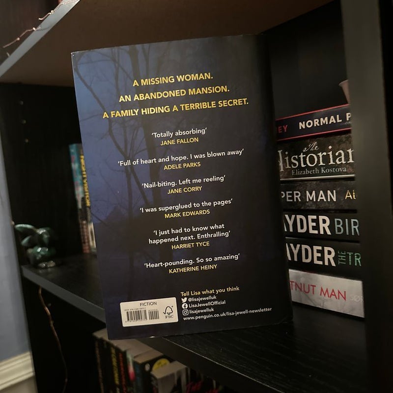 The Night She Disappeared *UK EDITION*