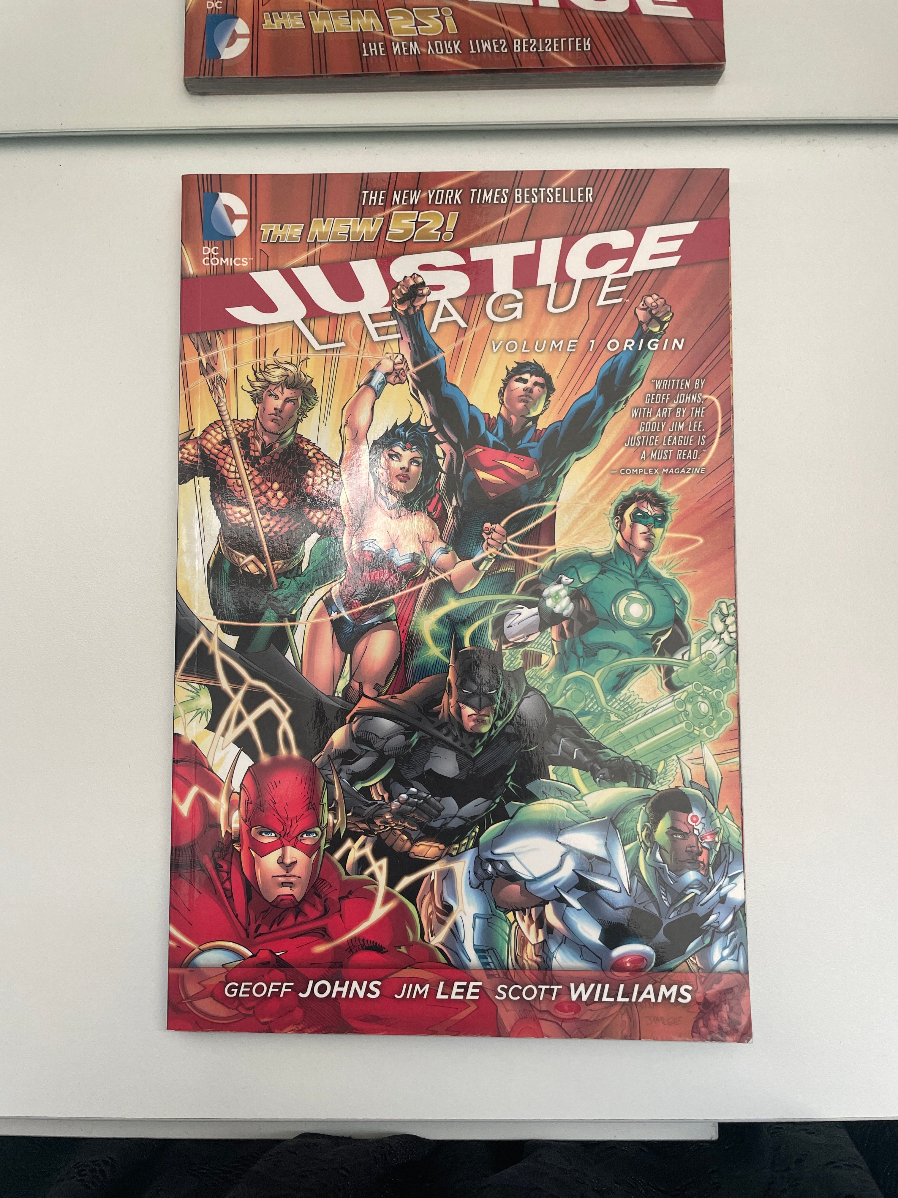Justice League: The New 52 Omnibus Vol 1 洋書 Justice League: The