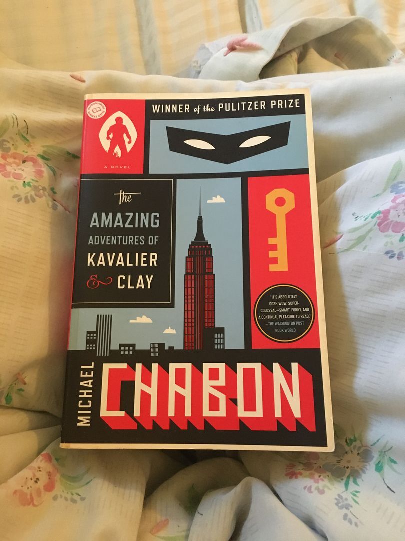 The Amazing Adventures of Kavalier and Clay (with Bonus Content)