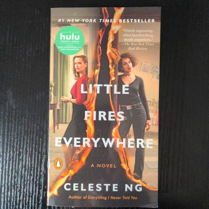 Little Fires Everywhere (Movie Tie-In)