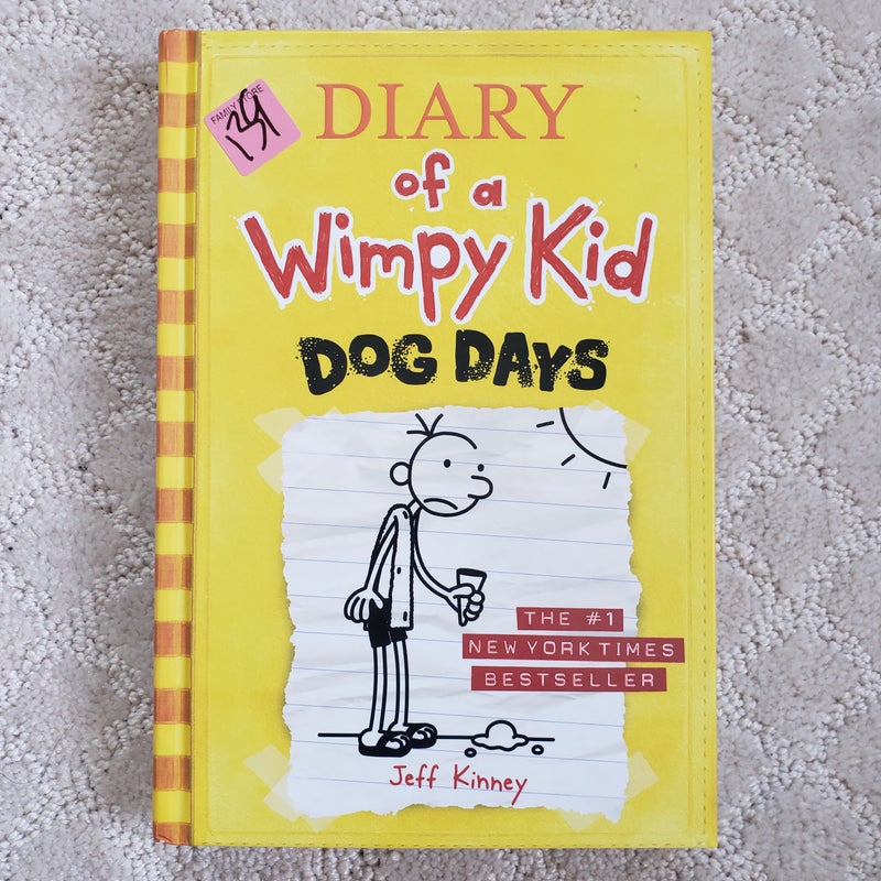 Dog Days (Diary of a Wimpy Kid book 4)