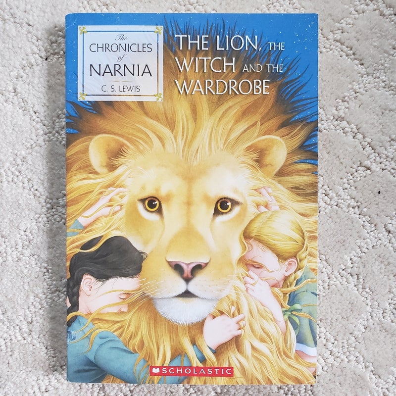 The Lion, the Witch and the Wardrobe (The Chronicles of Narnia book 2)
