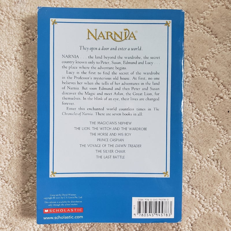 The Lion, the Witch and the Wardrobe (The Chronicles of Narnia book 2)