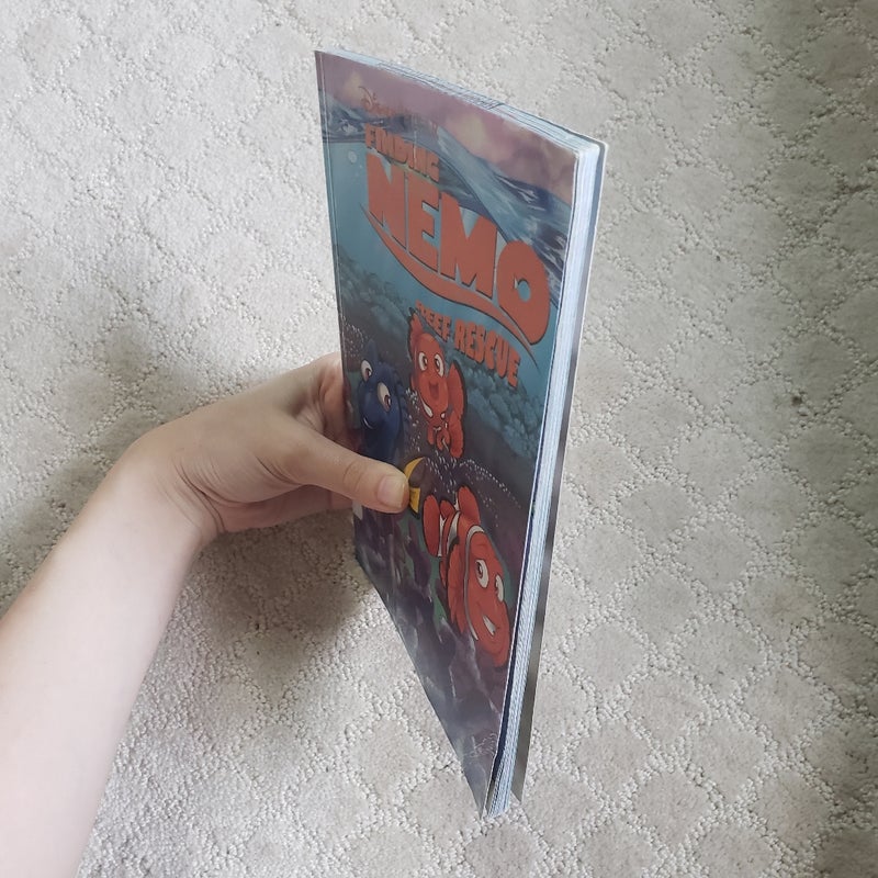 Finding Nemo: Reef Rescue (Book Kids Comic Book 1st Edition, 2009)