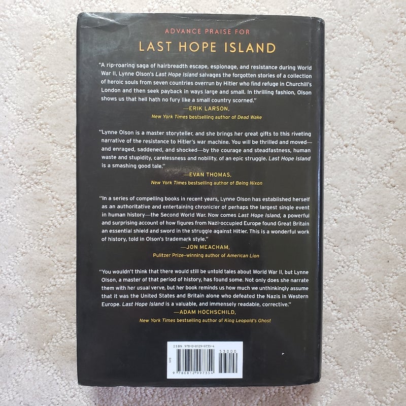 Last Hope Island : Britain, Occupied Europe, and the Brotherhood That Helped Turn the Tide of War