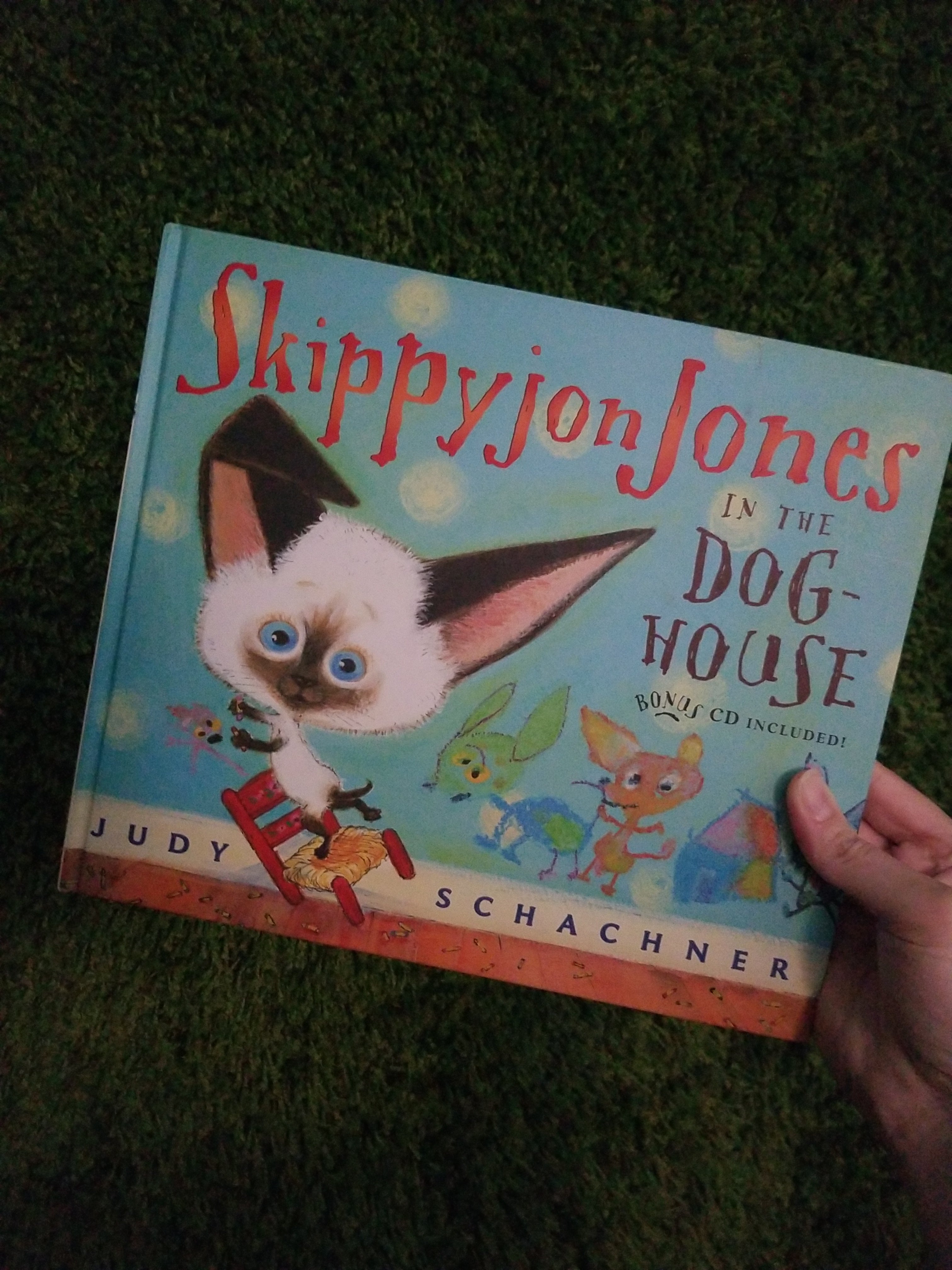Skippyjon Jones and in the Doghouse by Judy Schachner