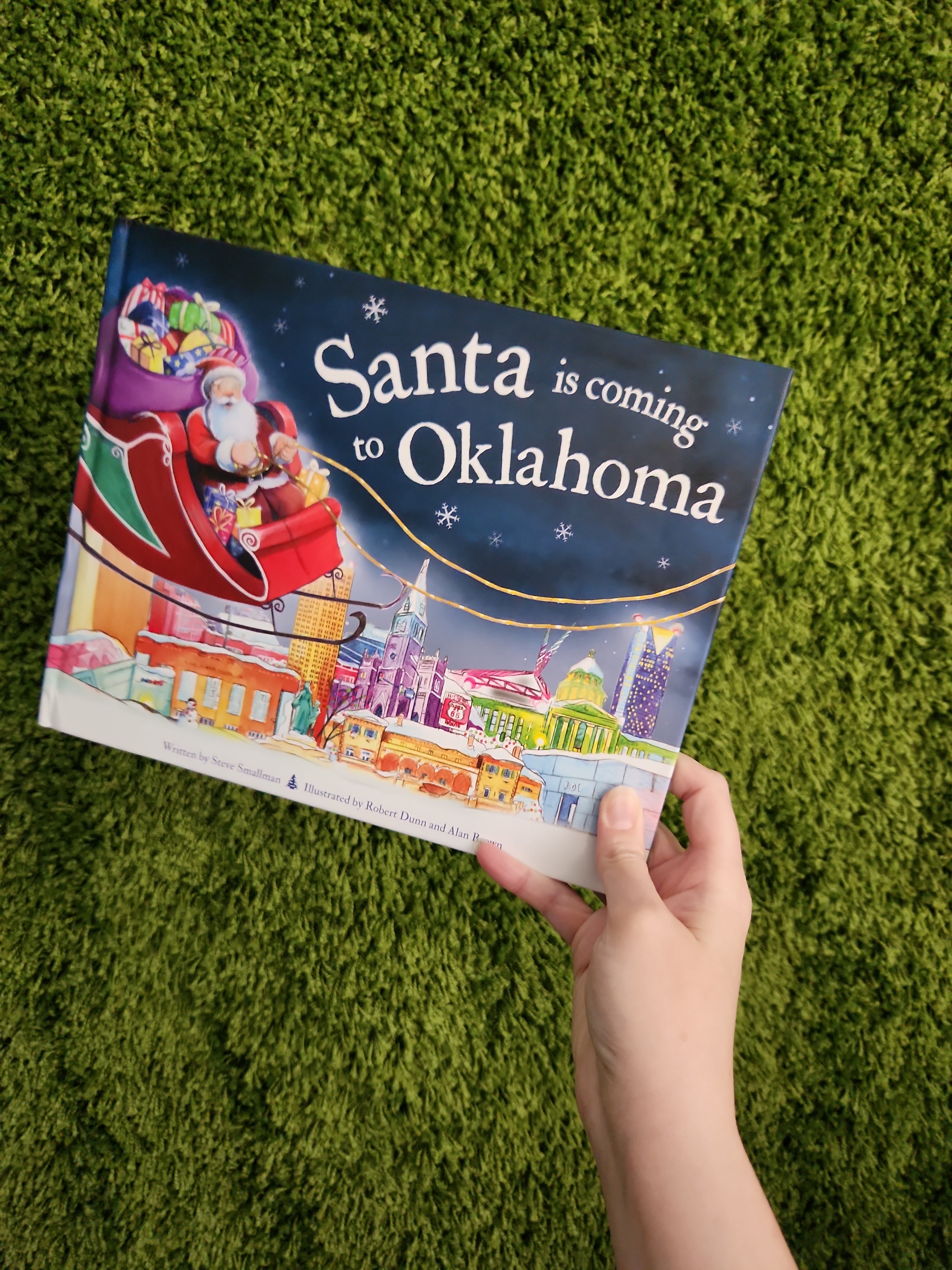 Santa is Coming to Oklahoma by Steve Smallman