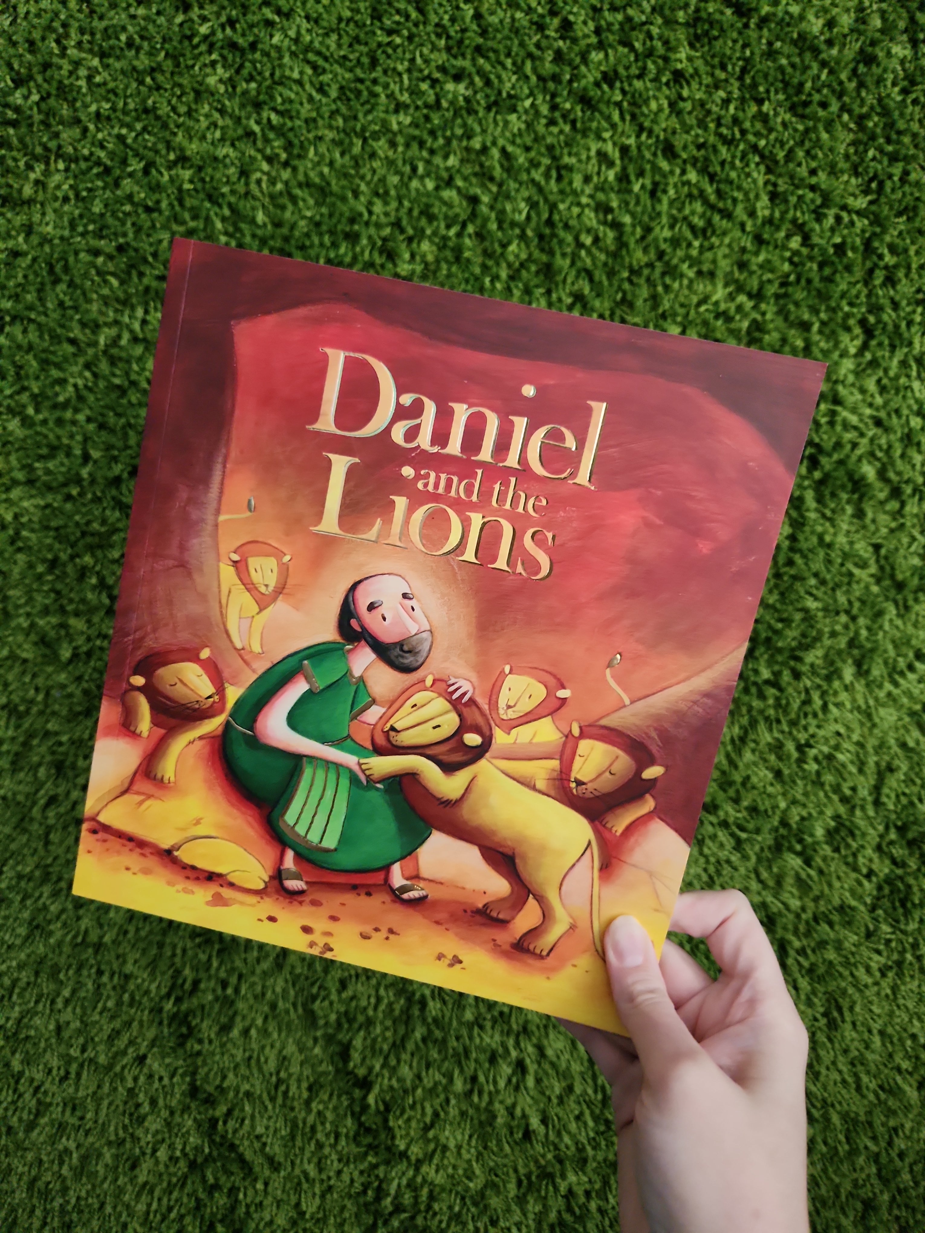 Daniel and the Lions by Katherine Sully