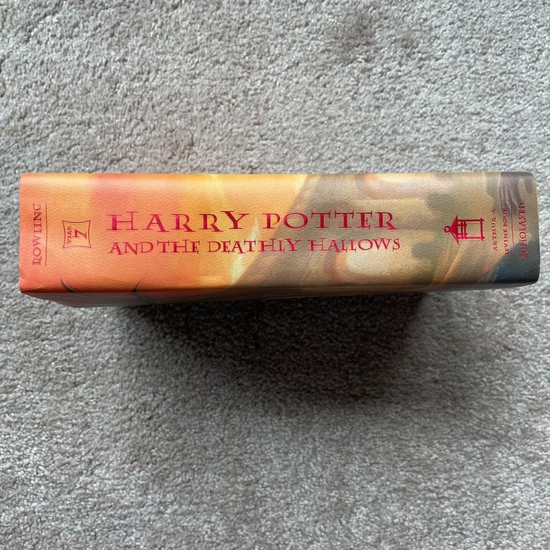 Harry Potter and the Deathly Hallows (First Edition)