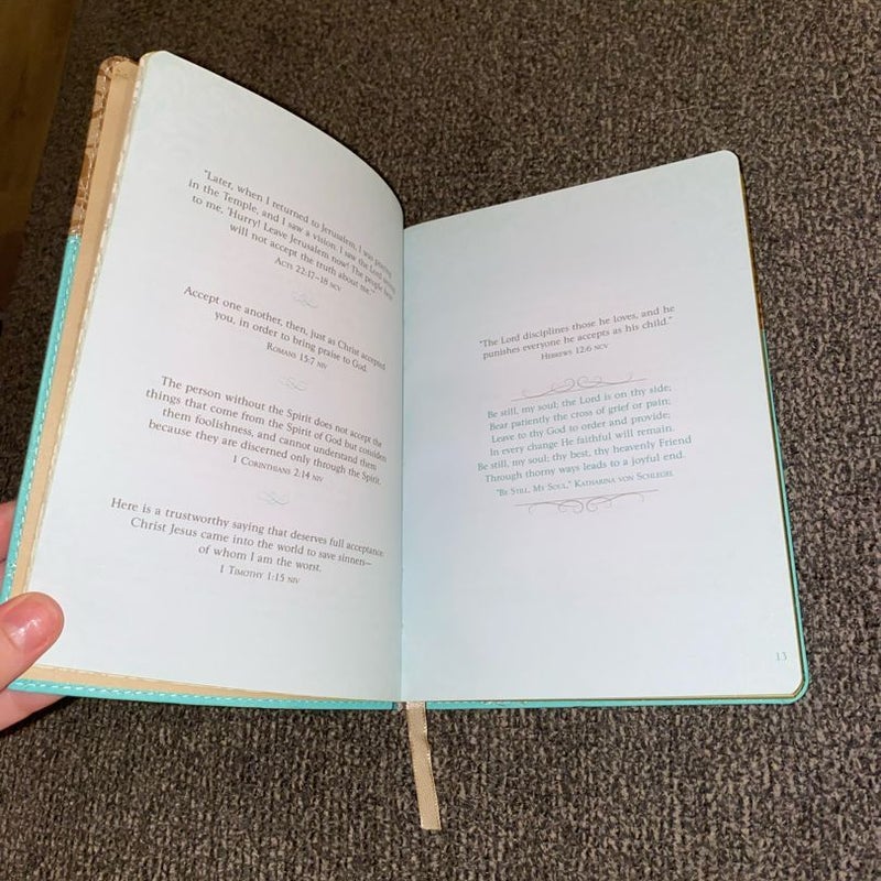 The Bible Promise Book for the Overwhelmed Heart