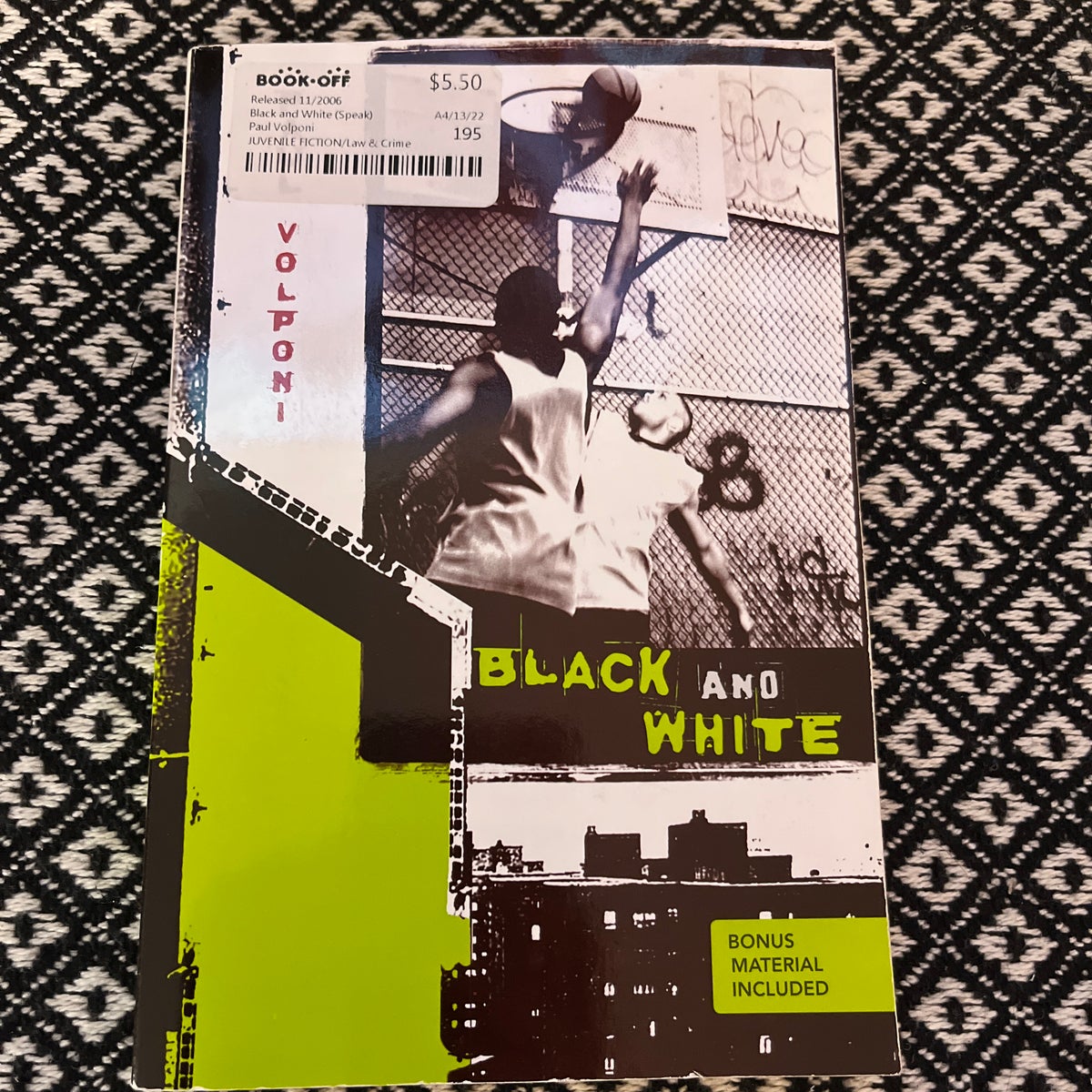 Black and White by Paul Volponi, Paperback Pango Books