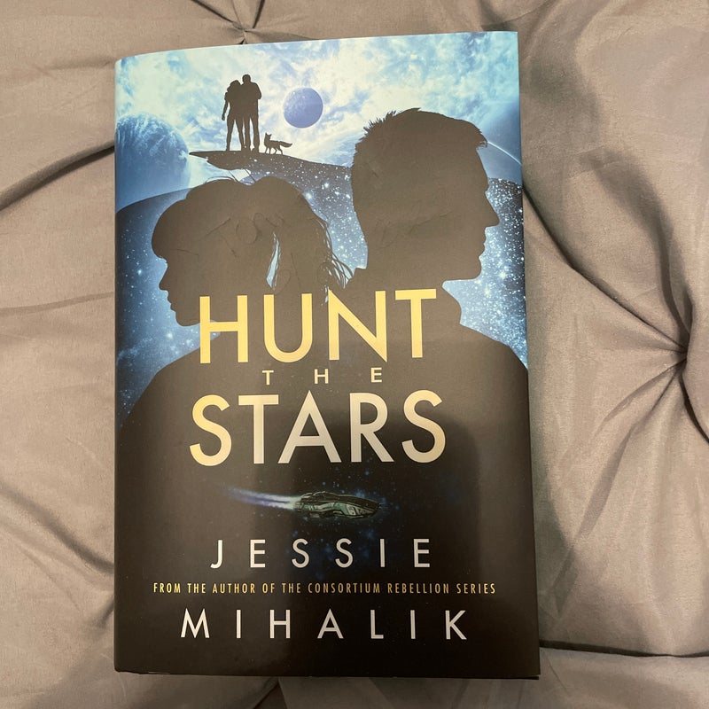 Bookish Box - Hunt the Stars 