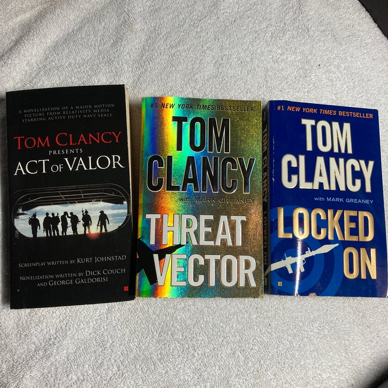 3 Novels : Act of Valor, Threat Victor & Locked On #45