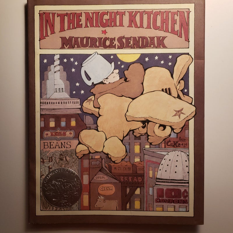 In the Night Kitchen (Caldecott Collection)