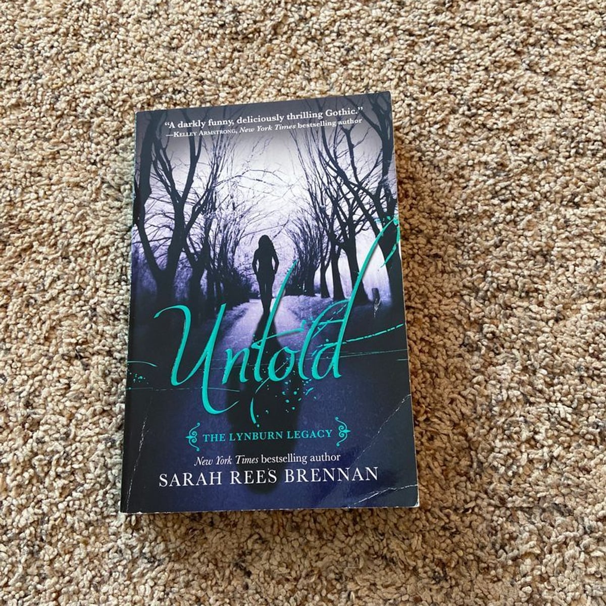 Untold (the Lynburn Legacy Book 2) by Sarah Rees Brennan