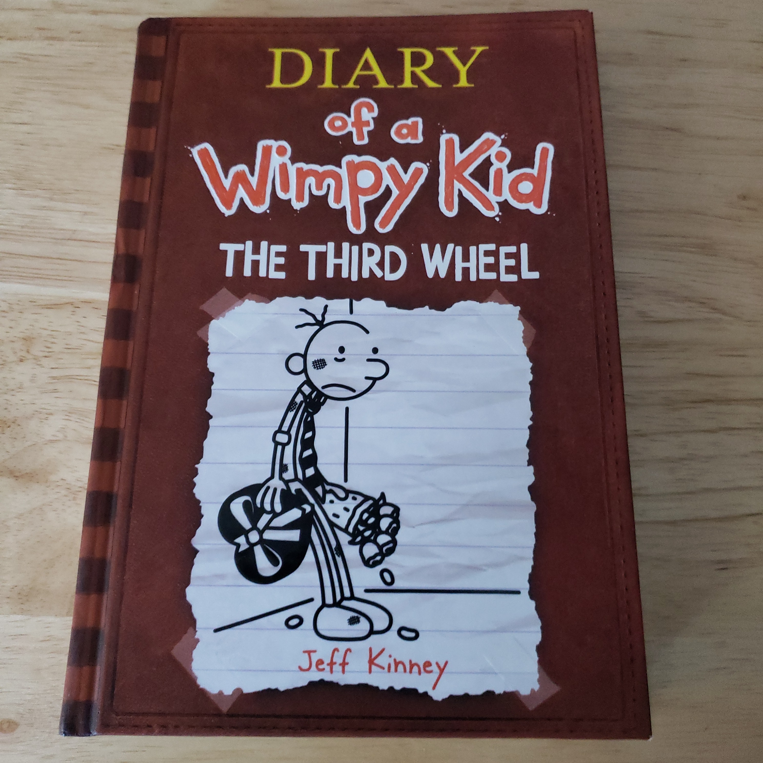The Third Wheel (Diary of a Wimpy Kid, Book 7)