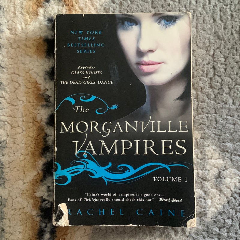 The Morganville Vampires, Volume 1