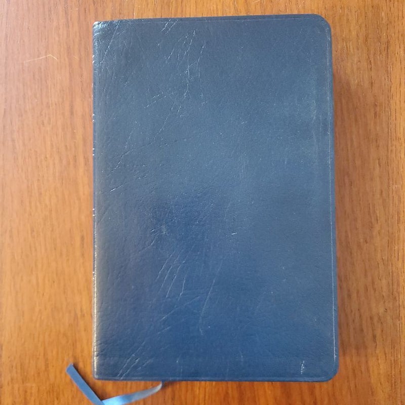 Ultra Thin Reference Bible NRSV Genuine Leather