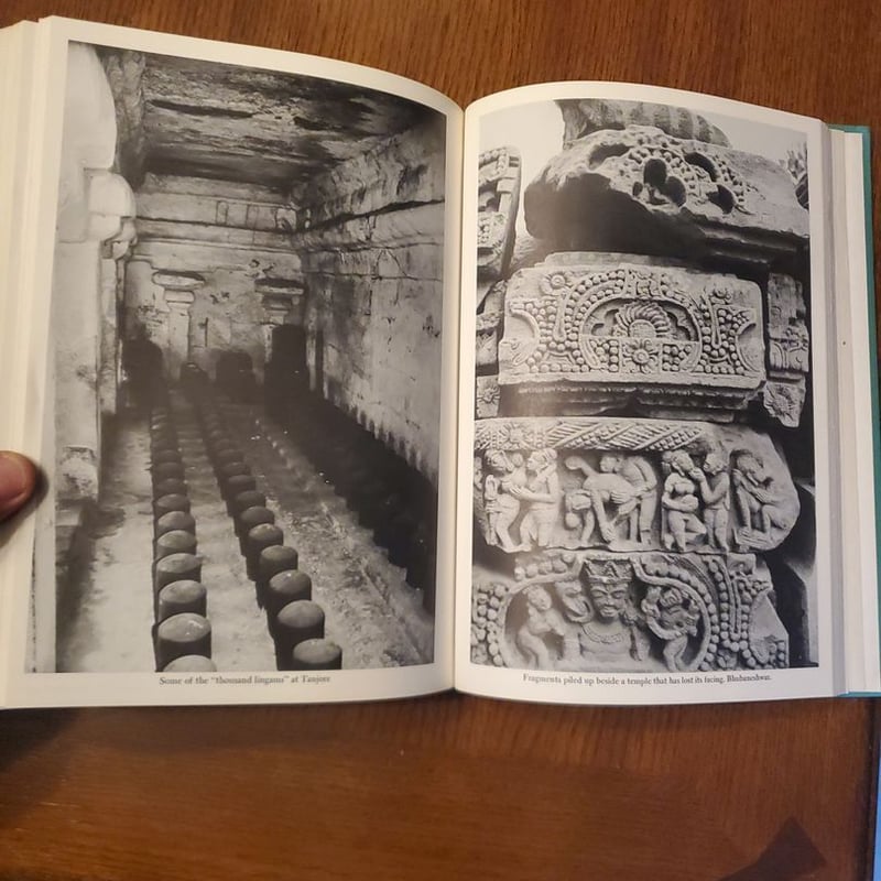 Religions in four dimensions by walter kaufmann
