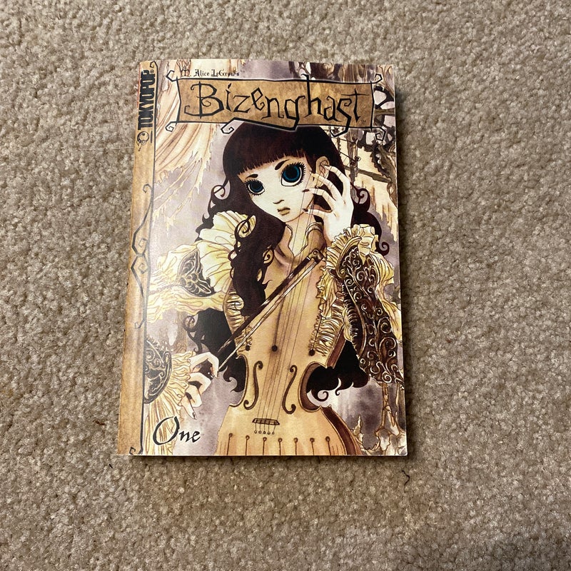 Bizenghast Manga Volume 1