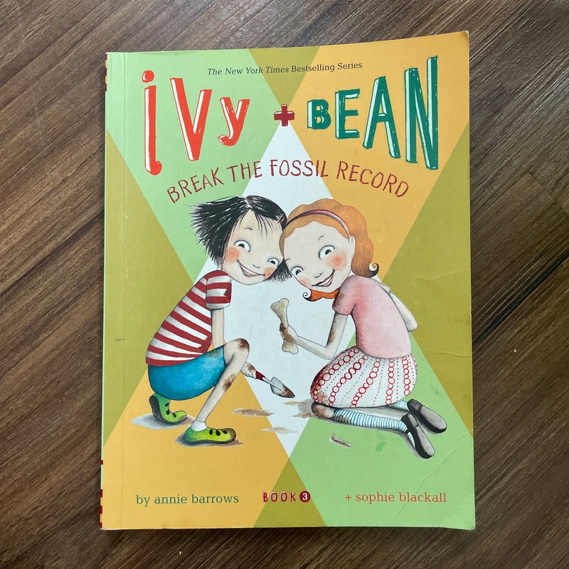 Ivy + Bean - Book 3