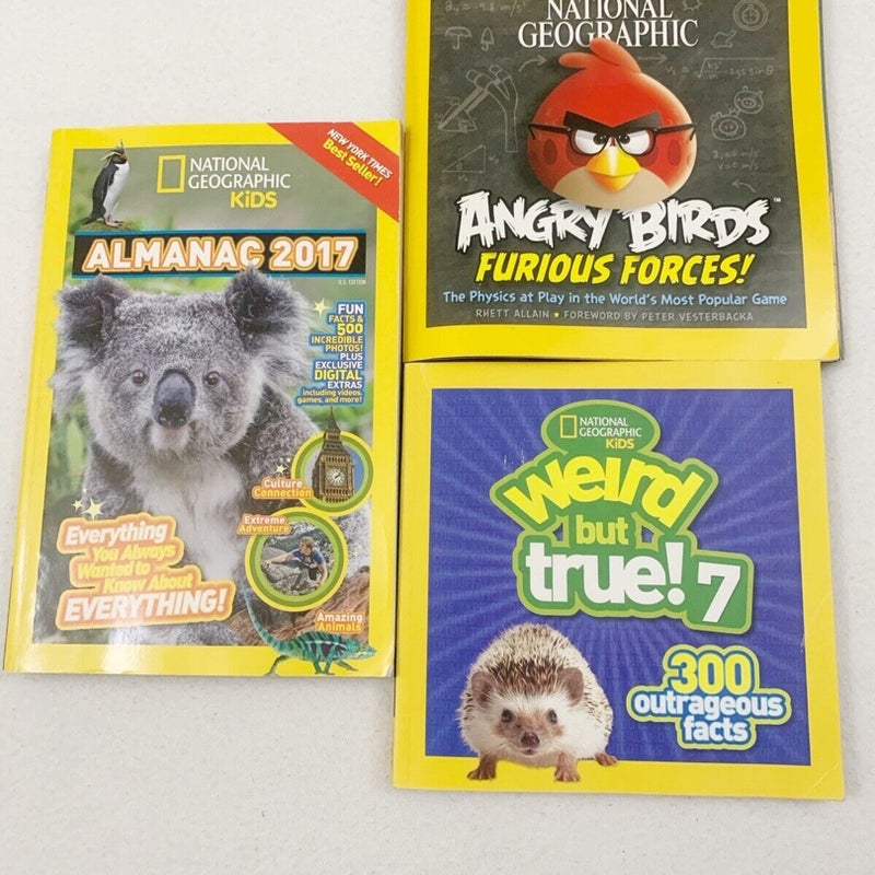 (Lot of 3 books) National Geographic Kids Almanac 2017 (2196)