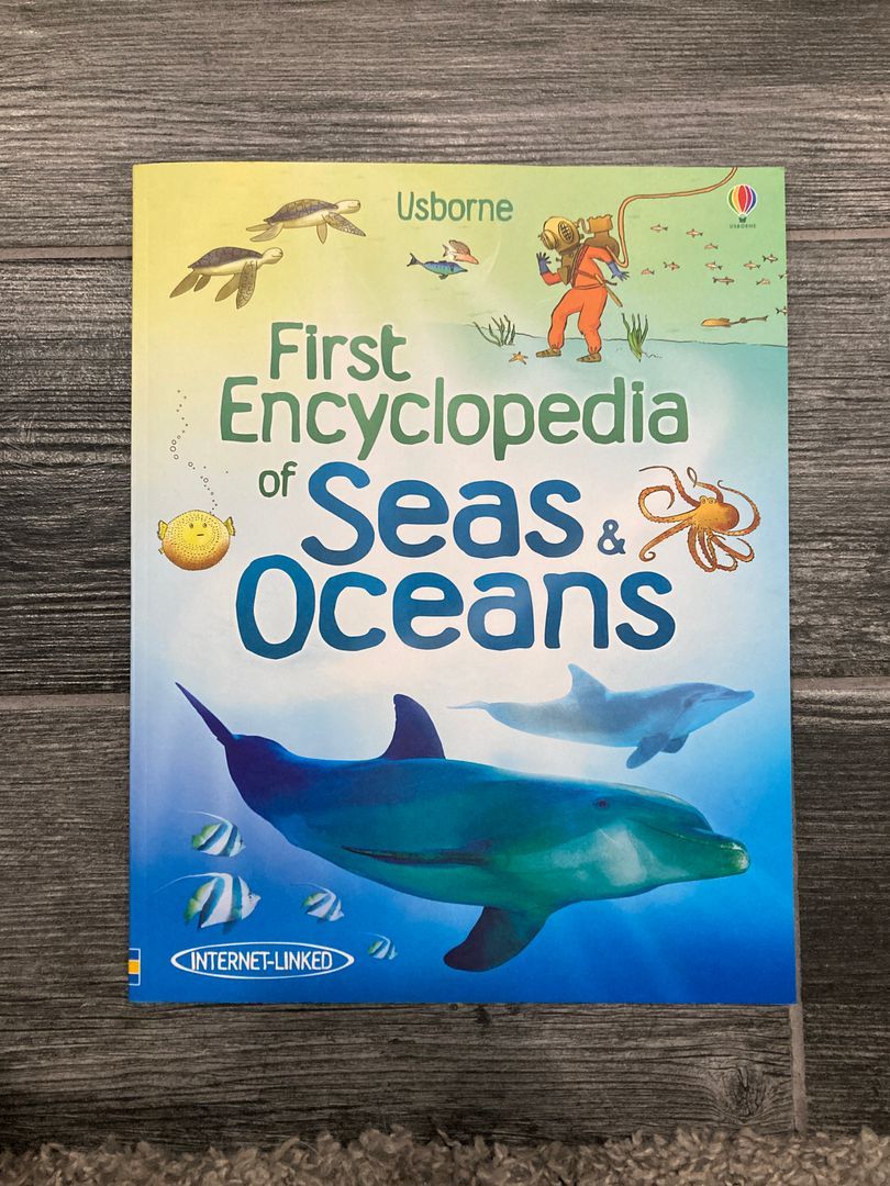 First Encyclopedia of Seas and Oceans Il