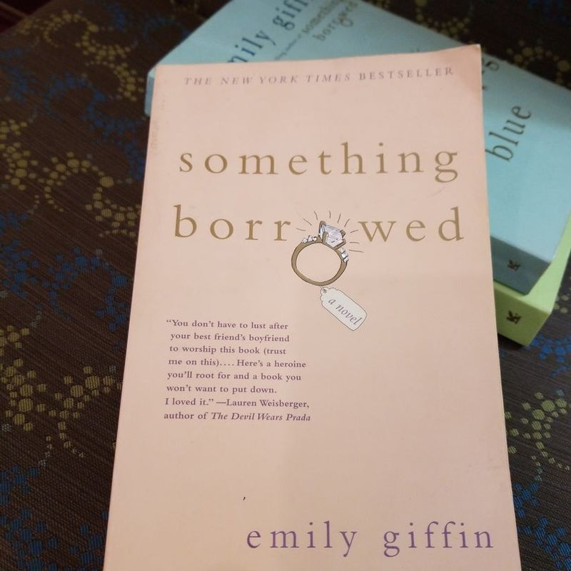 🌟Book Bundle!🌟Emily Giffin's: Something Borrowed, Something Blue & Love The One You're With🌻