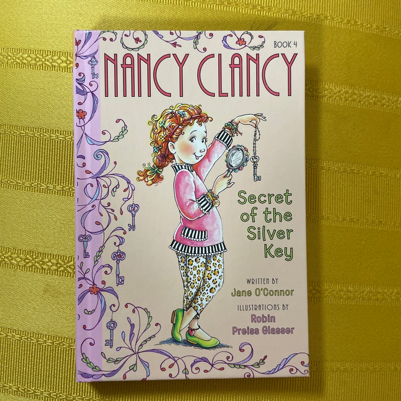 Fancy Nancy: Nancy Clancy, Secret of the Silver Key