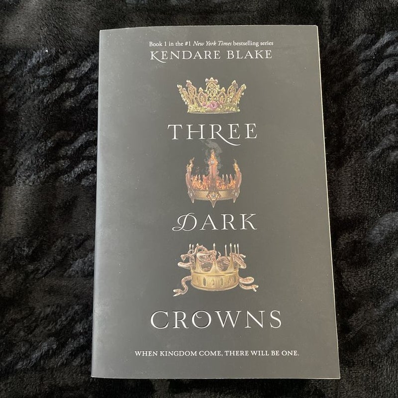 Three Dark Crowns