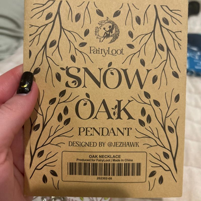 Snow Oak Pendant - Fairyloot Exclusive 